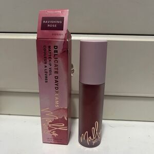 NWB Mally Delicate Daydreams Matte Lip Veil Liquid Lipstick Ravishing Rose 3.5ml